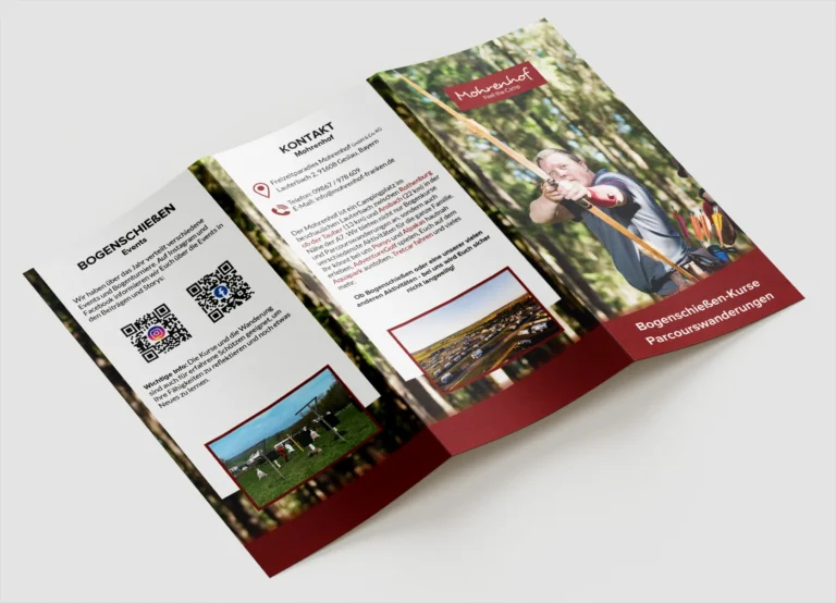 Dreidimensionale Außenansicht des Informationsflyers zum Bogenschießen und zu Parcourswanderungen am Mohrenhof.